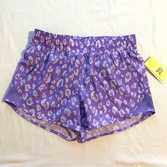 all in motion Pants - All in Motion Mid-Rise Run Shorts Purple Leopard Zip Pocket Lined